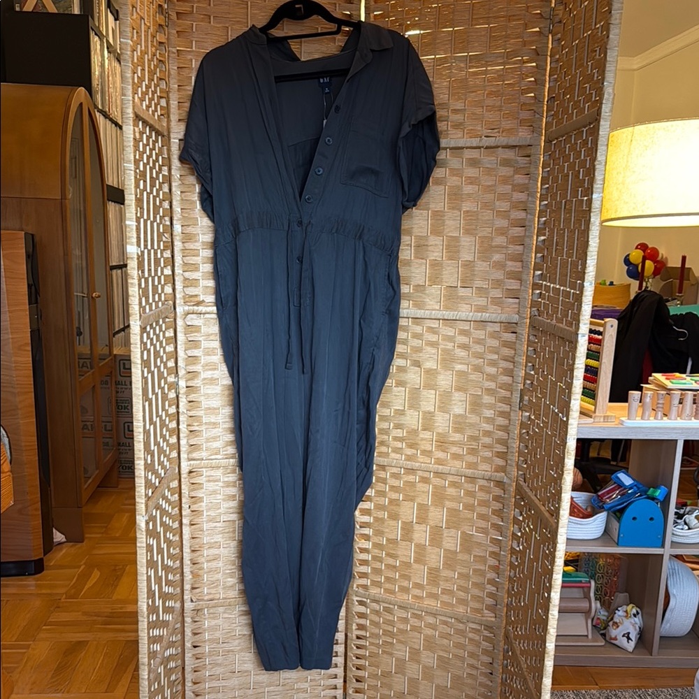 NWT slate gray Gap jumpsuit size 10